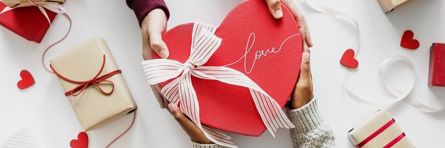 Top 20 Valentines Day Gifts and Date Ideas
