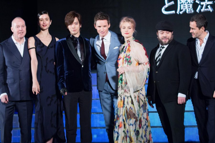 The+cast+of+Fantastic+Beasts+%26+Where+to+Find+Them+at+the+Japanese+premiere+in+2018.