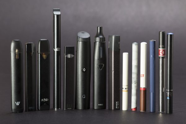 E-Cigarettes. Photo credit: Sarah Johnson, Pixabay. 