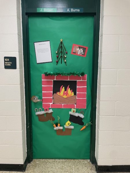 Navigation to Story: Door Decorating