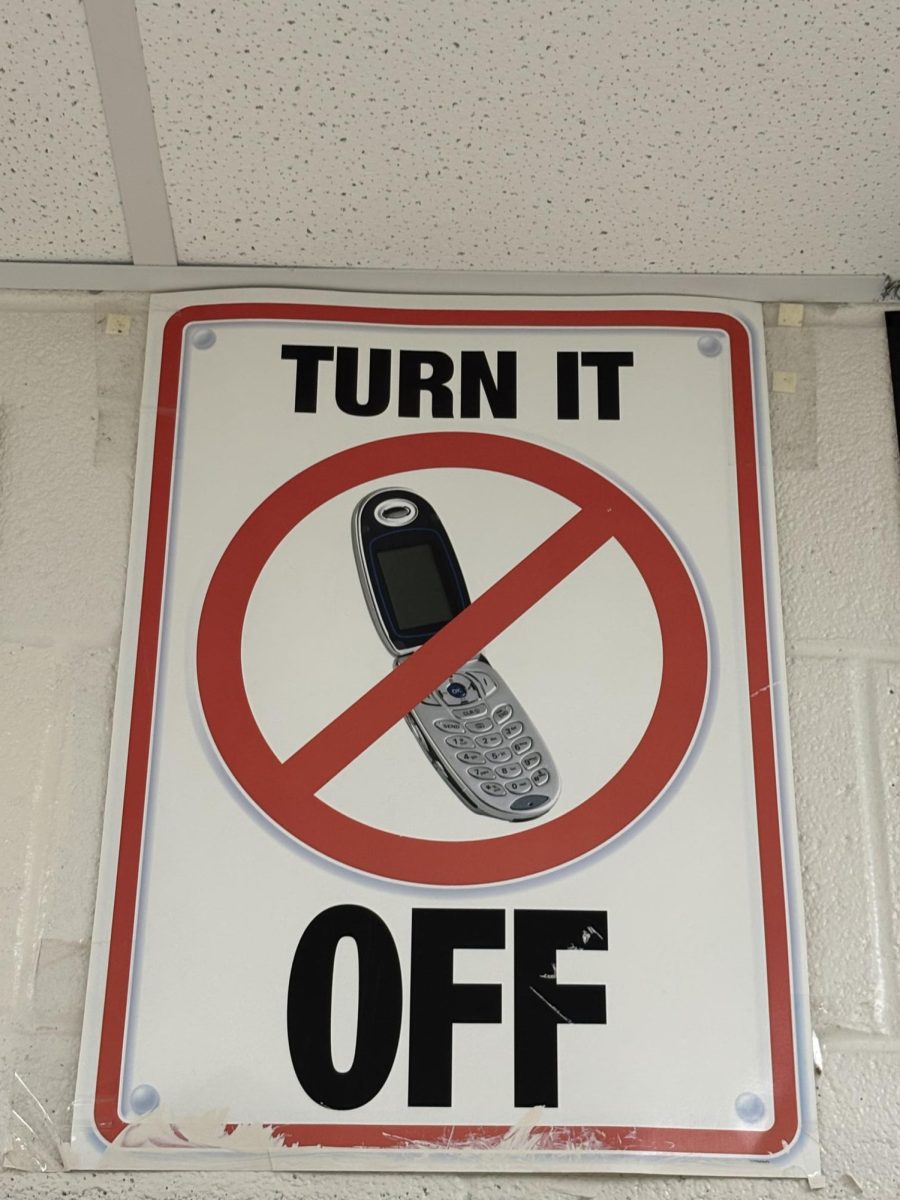 No cell phone sign. Photo credit: Grace Withrow